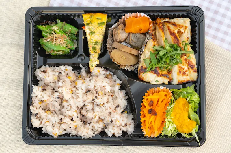 河内長野すまいる食堂テイクアウト鶏の塩こうじ焼き弁当
