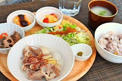 河内長野すまいる食堂豆乳鍋ランチ