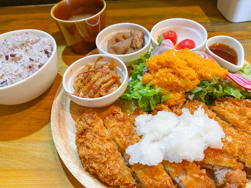 河内長野すまいる食堂おろしトンカツ